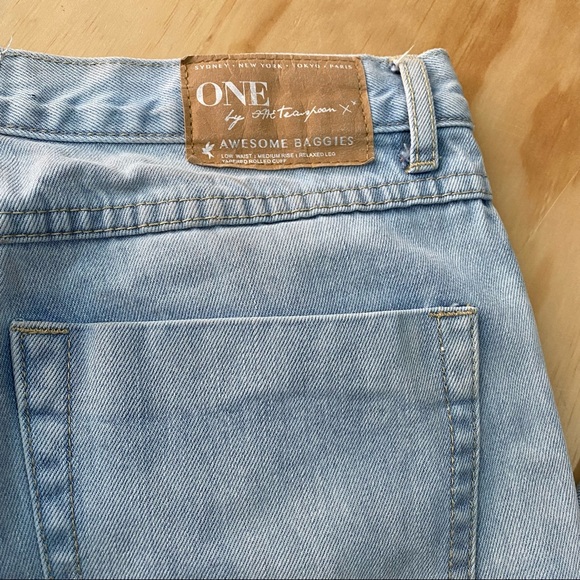 One Teaspoon Awesome Baggies Relaxed Distressed Tapered Rolled Jeans Size 27 - Picture 5 of 9